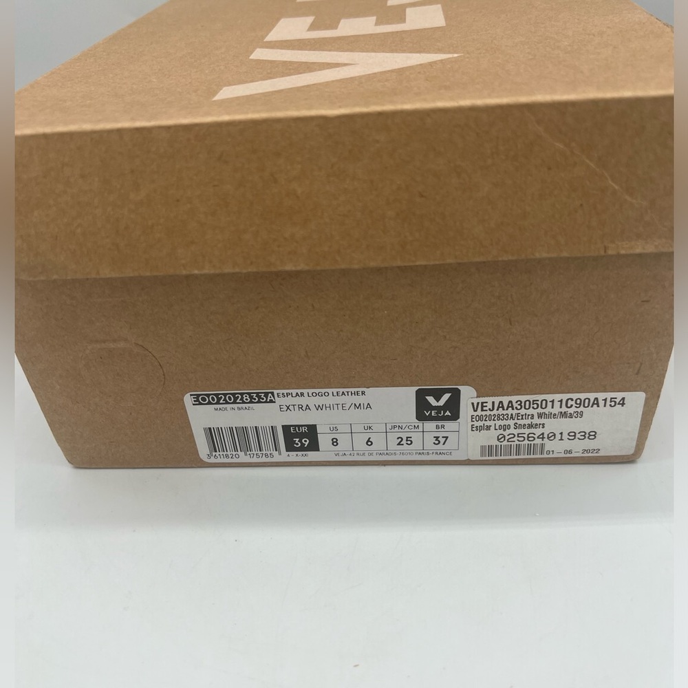 VEJA Esplar Logo Extra White Mia Pink Low Top Sneakers - Picture 12 of 13